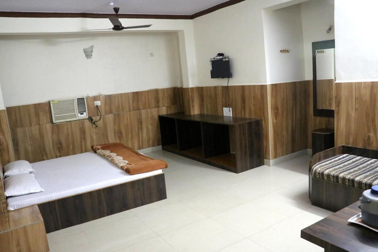Jain Residency Hotel Pachmarhi ภายนอก รูปภาพ